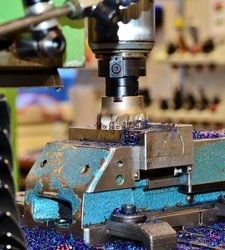 milling-cutters-3209230_1920.jpg